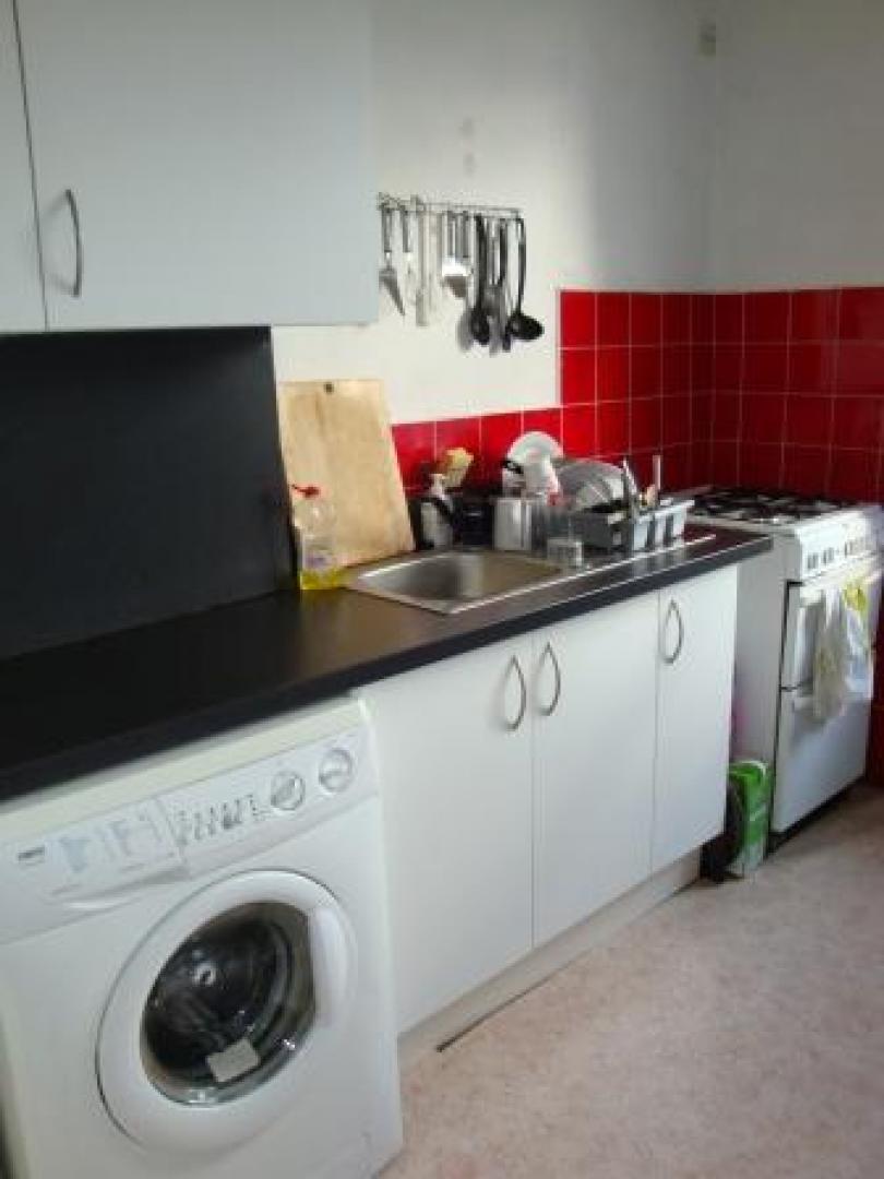 			NEW INSTRUCTION, 2 Bedroom, 1 bath, 1 reception Flat			 Dartmouth Road, KILBURN/BRONDESBURY